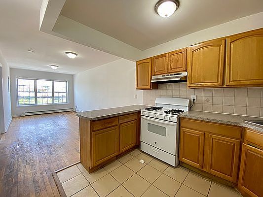 1st image of 215 Beach 28 St #2