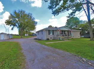 864 Greenwood Rd, Lebanon, TN 37090