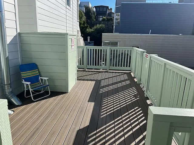 379 Chestnut St — Photo 13