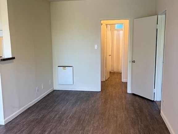 2nd image of 4112 Grand View Blvd APT 23