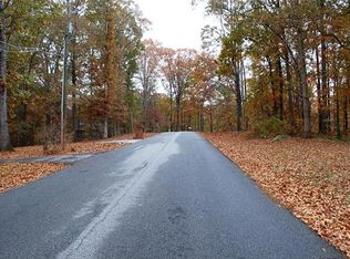 125 New Oak Ridge Trl, Fayetteville, GA 30214