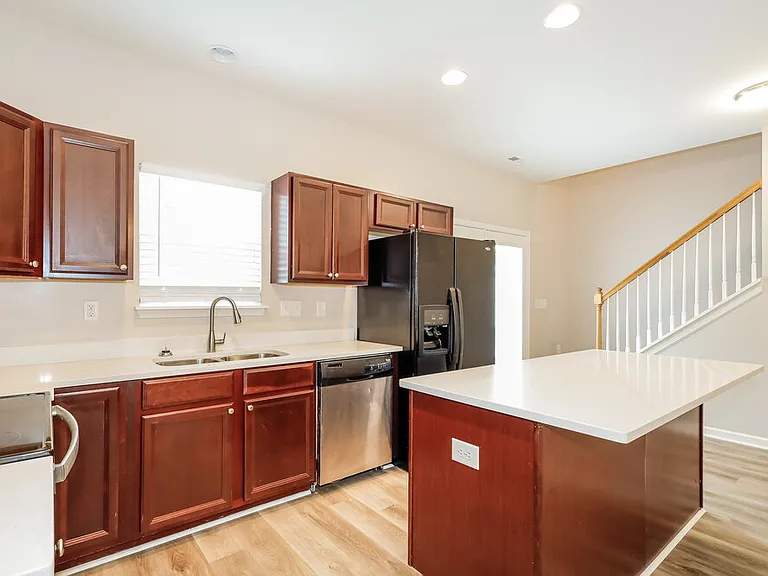 14072 Singleleaf Ln — Photo 9