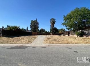 3008 Crestline Rd, Bakersfield, CA 93306