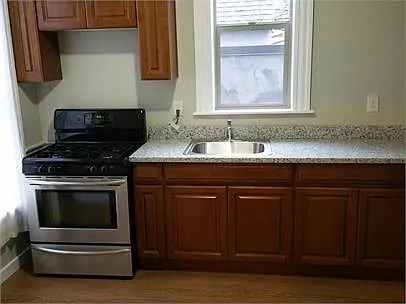 25 SE 26th Ave #1 — Photo 10
