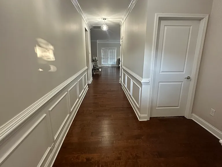 712 Arnica Dr — Photo 2