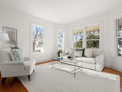 10 Higgins St, Newton, MA, 02466