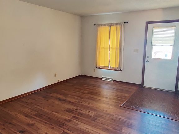 5th image of 4121 Canterbury Dr