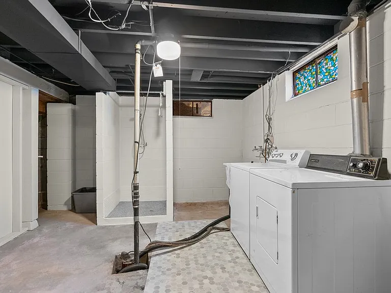 3022 Cottonwood Ln — Photo 21