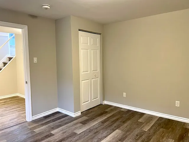 78 Ottaway Ave — Photo 12