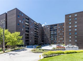 5600 Munhall Rd APT 1012, Pittsburgh, PA