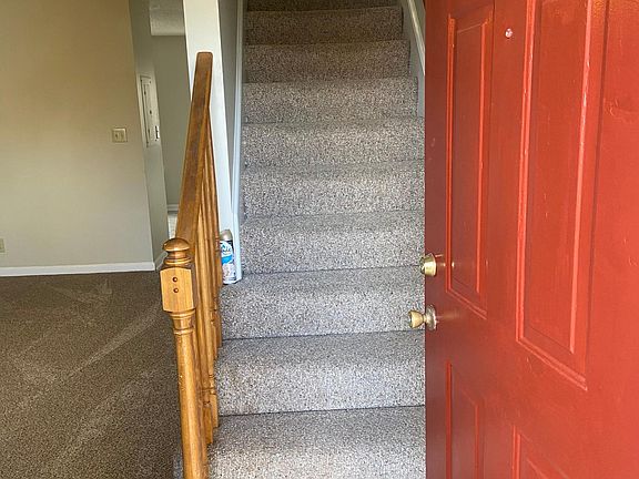 2nd image of 3260 Tower Dr