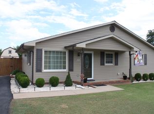 220 Wingo Rd, Wellford, SC 29385