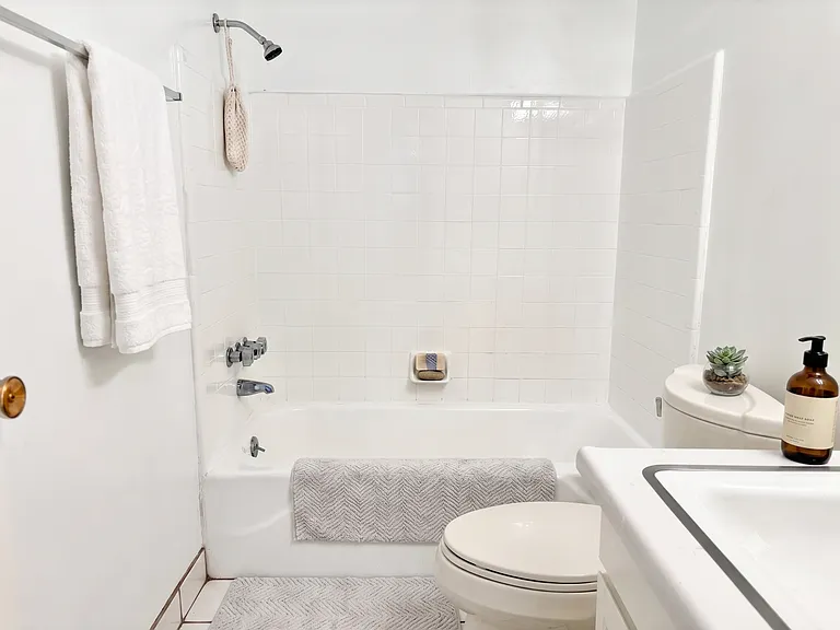 2636 N 46th St #7 — Photo 17