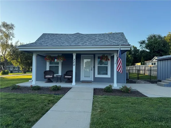320 Elm St, Bucyrus, KS 66013