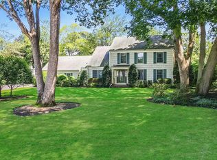 23 Little Harbor Rd, Mount Sinai, NY 11766