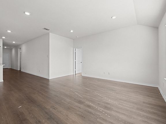 5th image of 1208 Fieldstone Ct