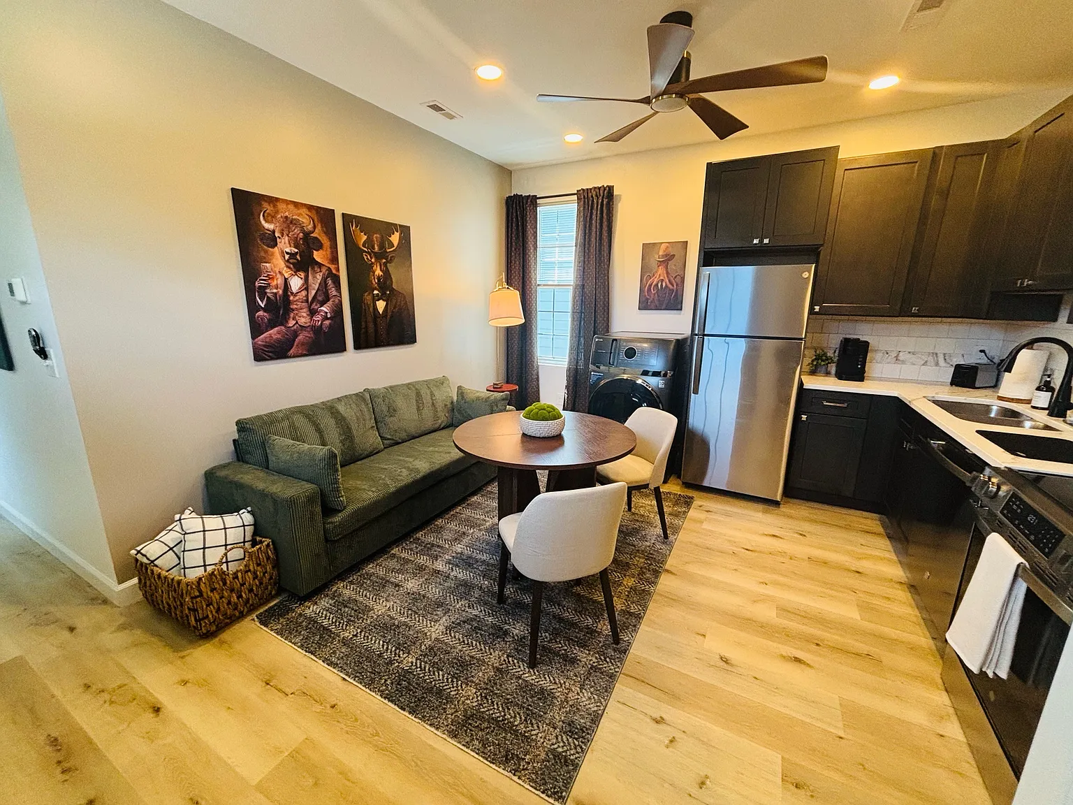 505 Sparella Street - B — Photo 3