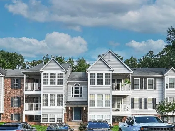 1302 Clover Valley Way APT A, Edgewood, MD 21040