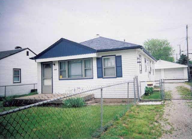 1st image of 3039 S Asbury St