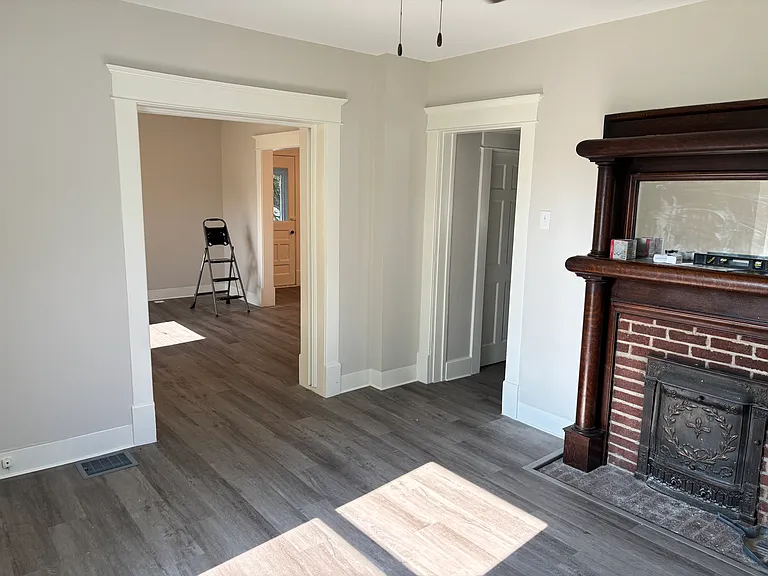 706 E Bellefontaine St — Photo 24