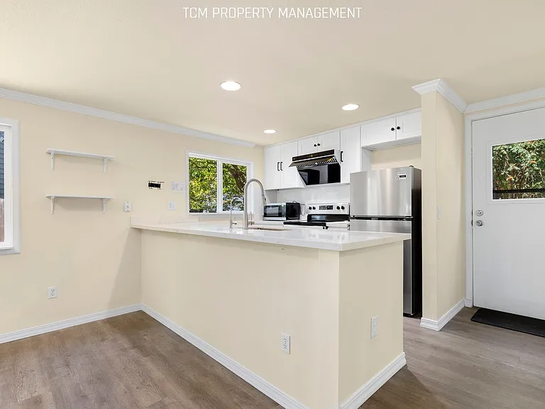 14102 NE 78th Ct — Photo 4