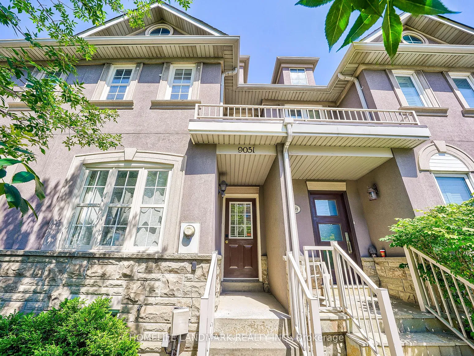 4 bed, $3,650 — Photo 1