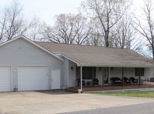 292 Cambridge Shores Dr, Gilbertsville, KY 42044