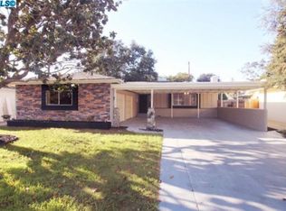 1006 W Princeton Ave, Visalia, CA 93277