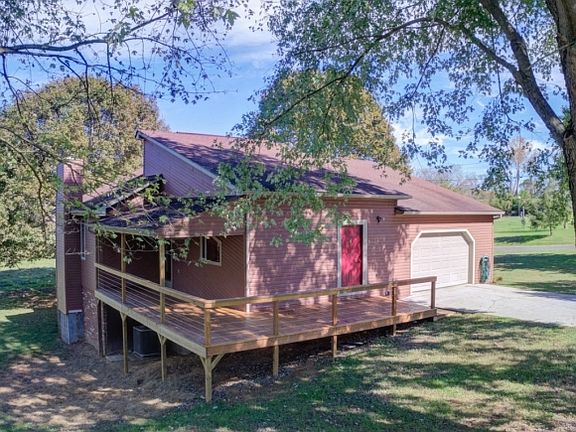 2nd image of 334 Oak Trl