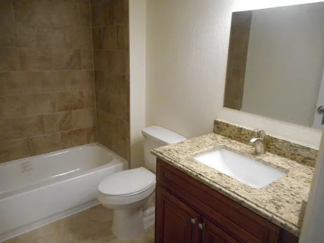 1260 Wildwood Lakes Blvd #104 — Photo 2
