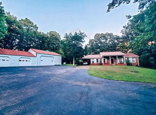 75 Rosser Circle Rd, Huntingdon, TN 38344