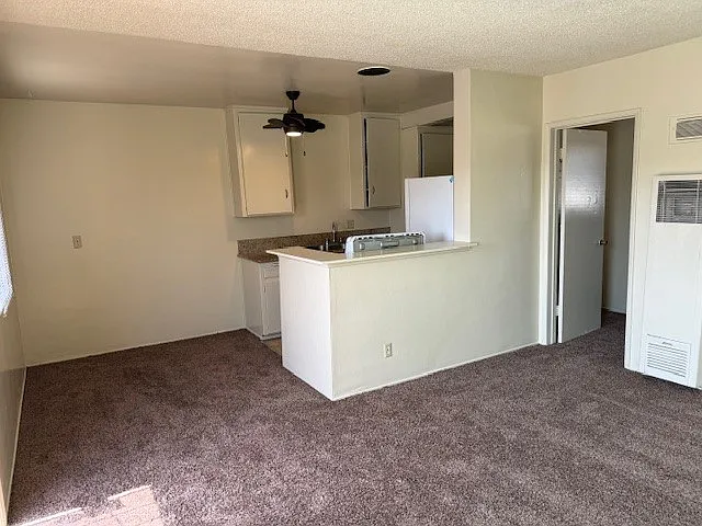464 Walnut Ave #4 — Photo 5