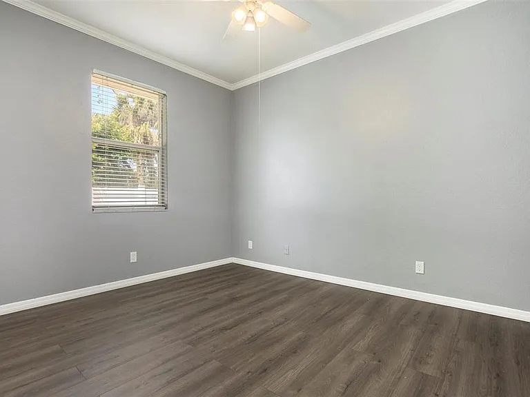 1858 Norvell Ave — Photo 50