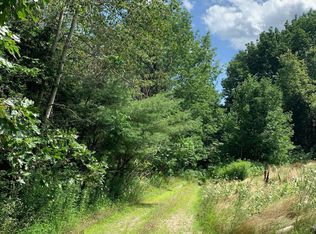 32 High St, Hope, ME 04847