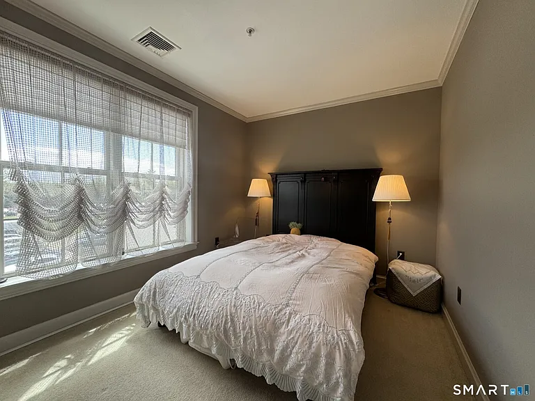 85 Memorial Rd #201 — Photo 26