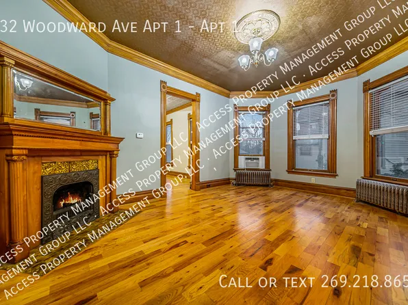 232 Woodward Ave APT 1, Kalamazoo, MI 49007