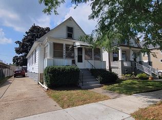 1868 5th St, Wyandotte, MI 48192