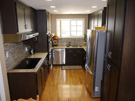 4th image of 3974 Anastasia St.