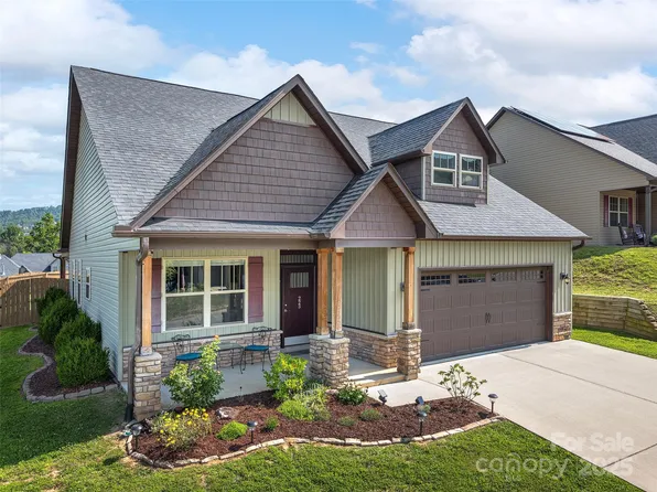 223 Water Leaf Dr, Weaverville, NC 28787