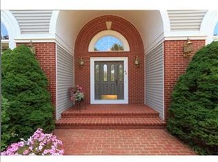 49 Kingsmark Ln, Portland, ME 04102