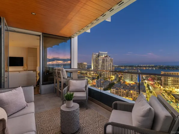 888 W E St #2203, San Diego, CA 92101