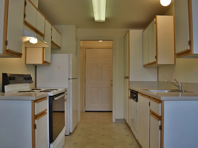 Grayson Apartments — Photo 2