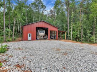 902 Duncan Rd, Commerce, GA 30530