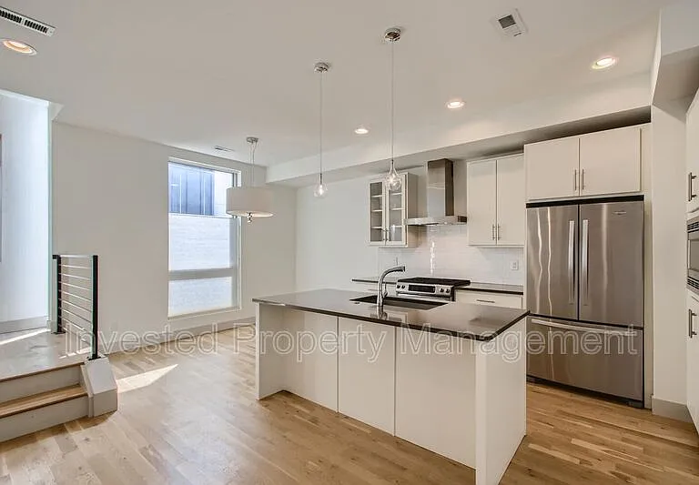 2332 Decatur St #3 — Photo 12
