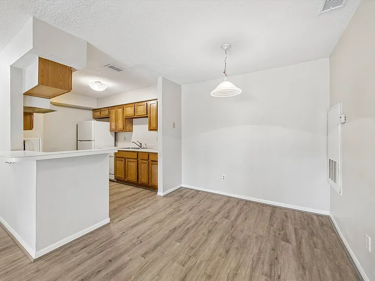 12755 Mill Ridge Dr #306 — Photo 7