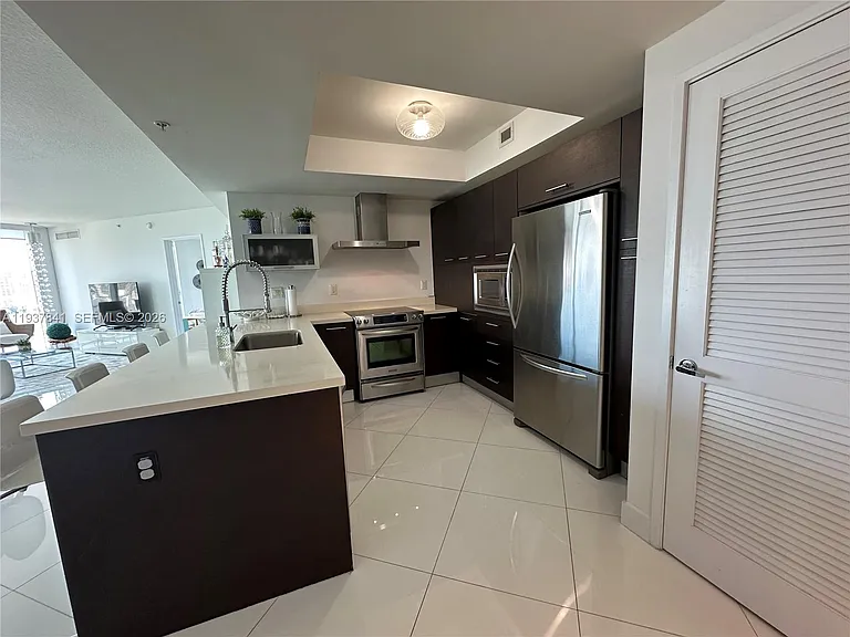 150 Sunny Isles Blvd #11102 — Photo 7