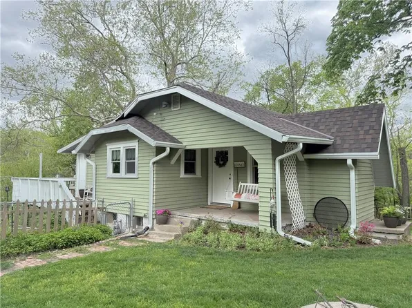 3044 N 2nd St, Saint Joseph, MO 64505