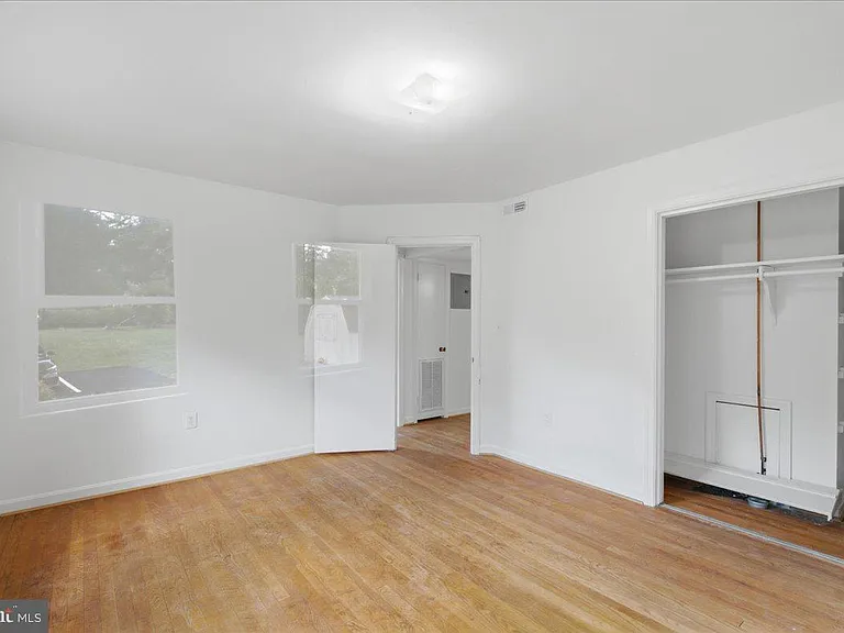 130 S 29th St #1 — Photo 9