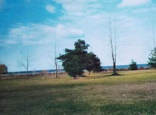 15349 Lakeshore Rd, Kent, NY 14477