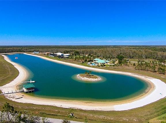 4th image of 20201 Barefoot Ski Blvd